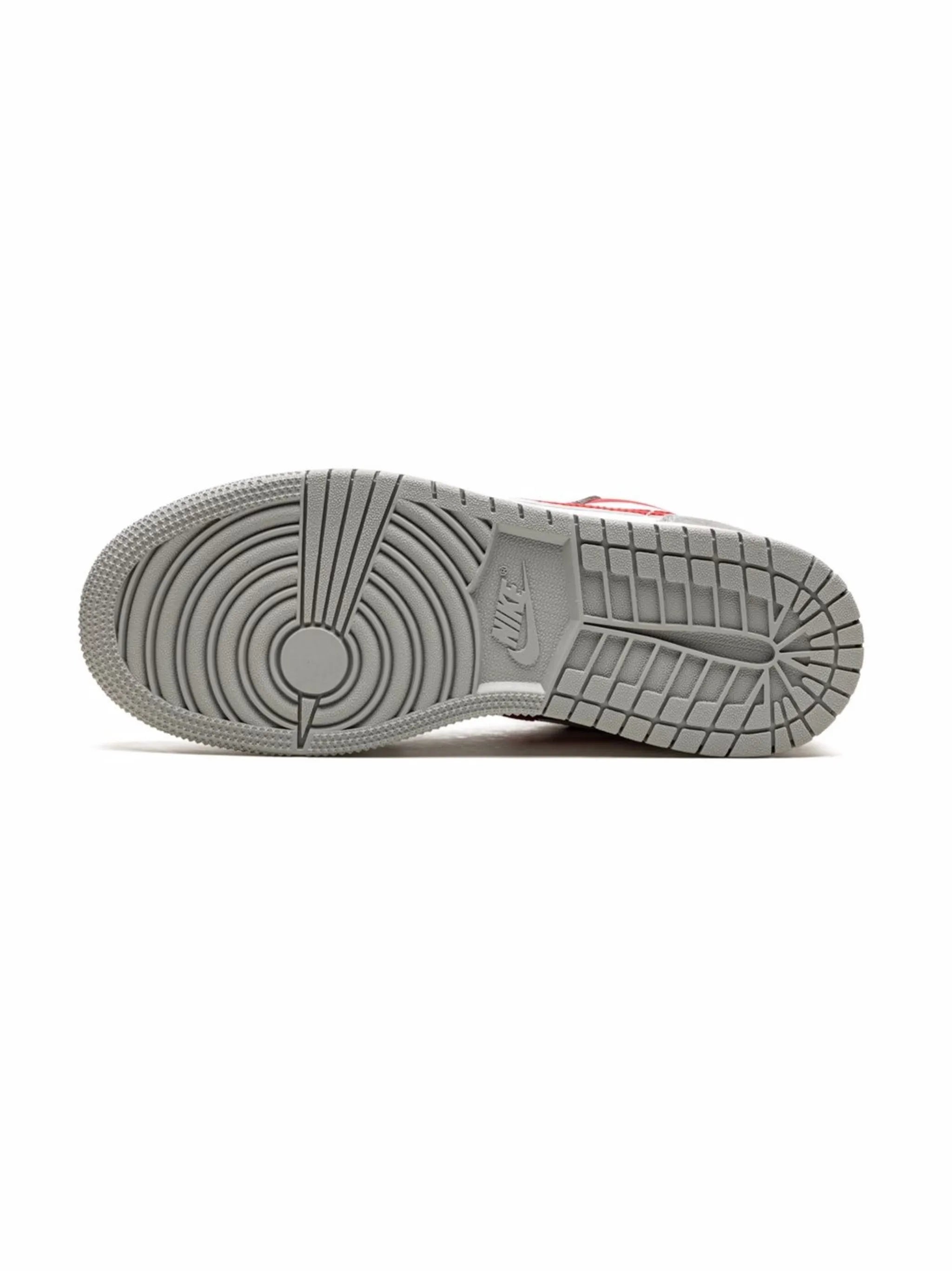 Nike Air Jordan 1 Low "Smoke Grey Gym Red" Sneaker