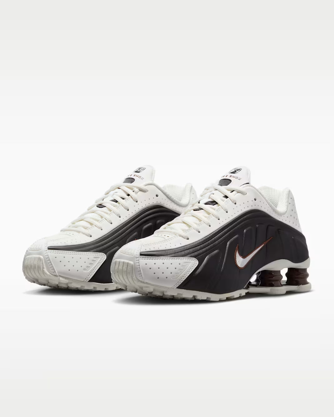 Nike Shox R4 "Brown/Light Sail" Sneaker