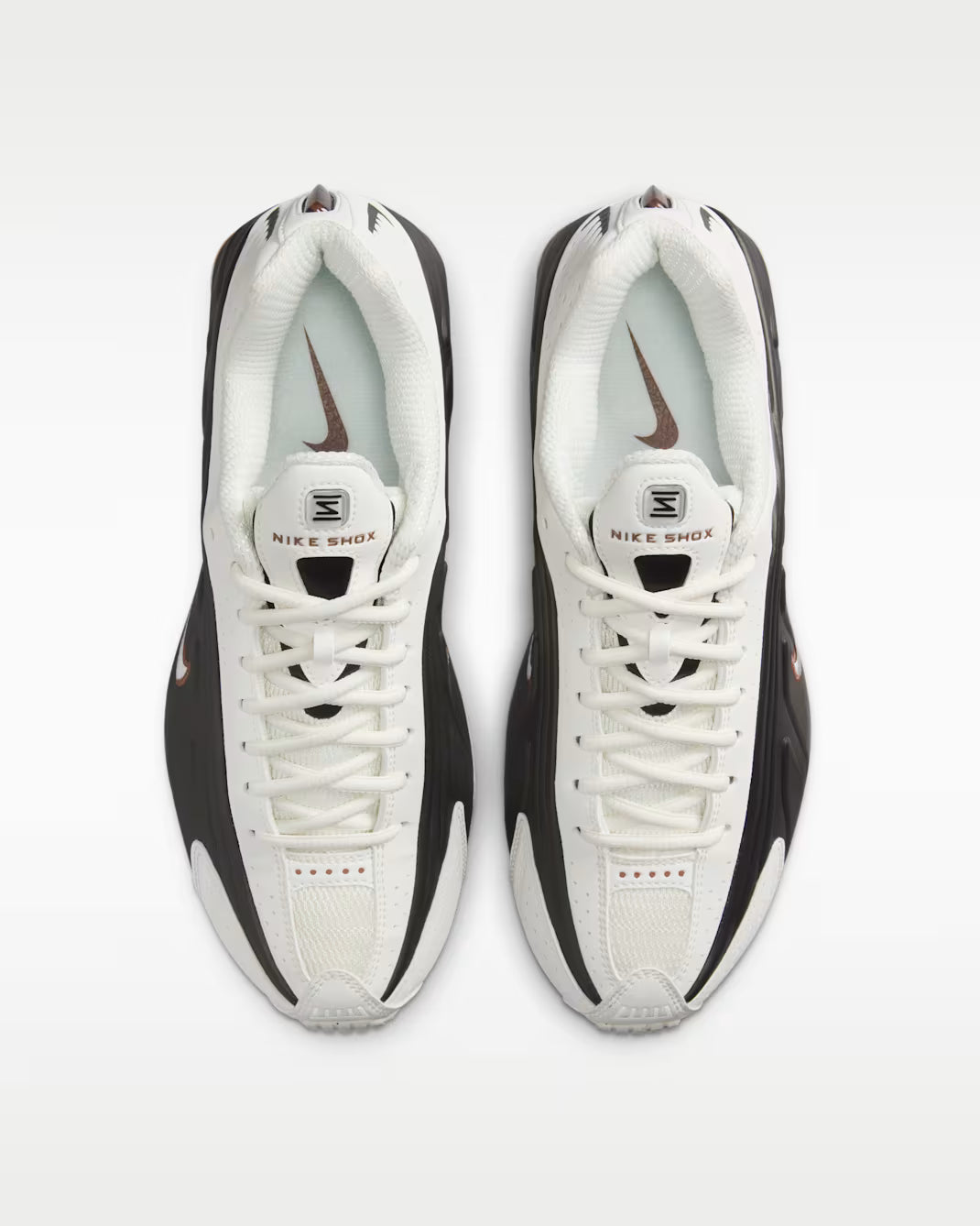 Nike Shox R4 "Brown/Light Sail" Sneaker