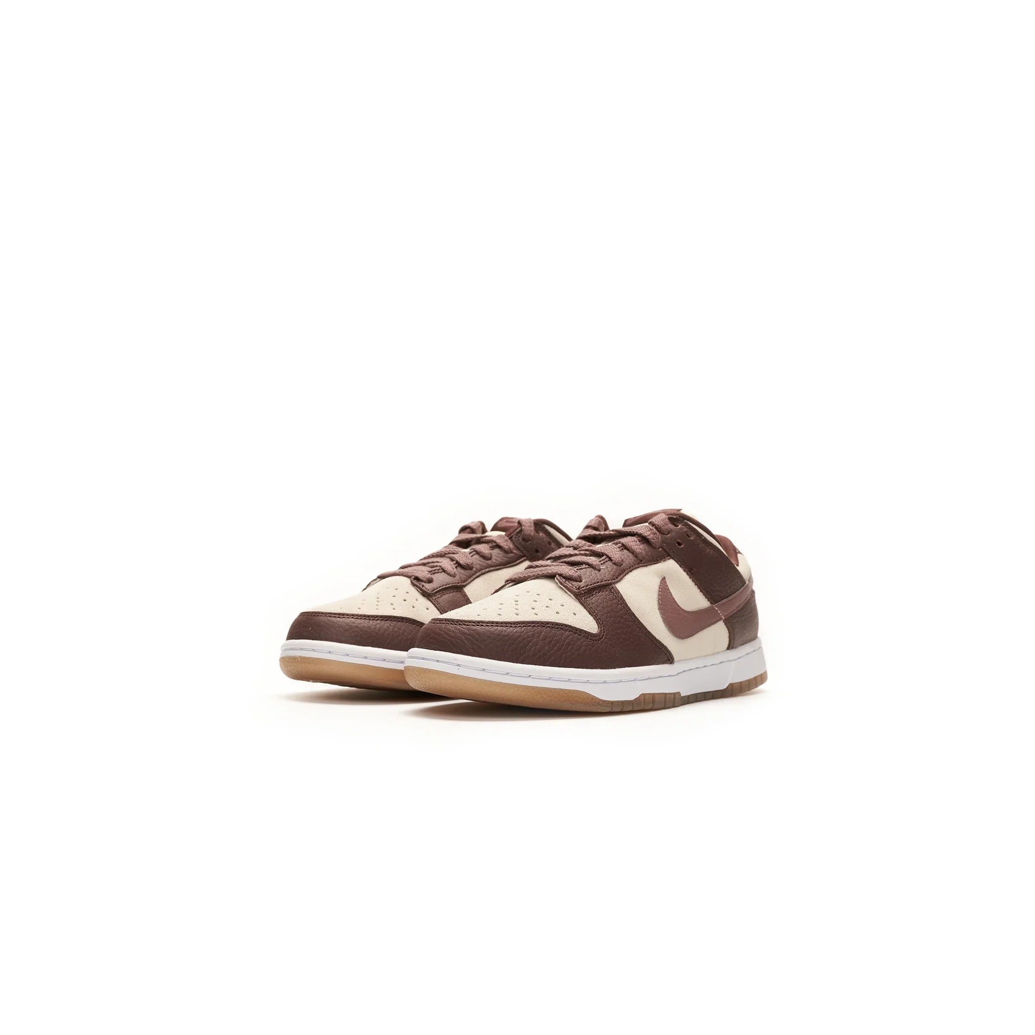 Nike Dunk Low Plum Eclipse