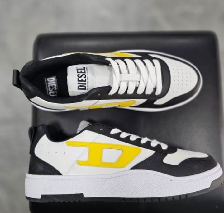 Diesel Mens S-Ukiyo V2 Low Black and Yellow Sneaker