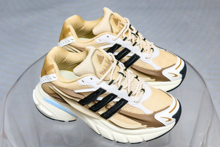 Pharrell x Virginia x Adidas Adistar Jellyfish Brown