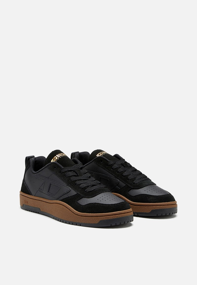 Diesel Mens S-Ukiyo V2 Low Black Gum Sneaker
